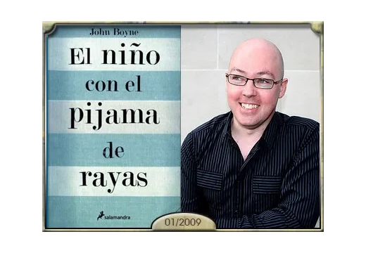 El niño con el pijama de rayas